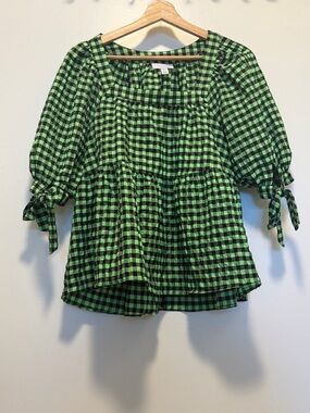 Top shop Gingham Peplum Blouse, puff sleeves, size 4 small